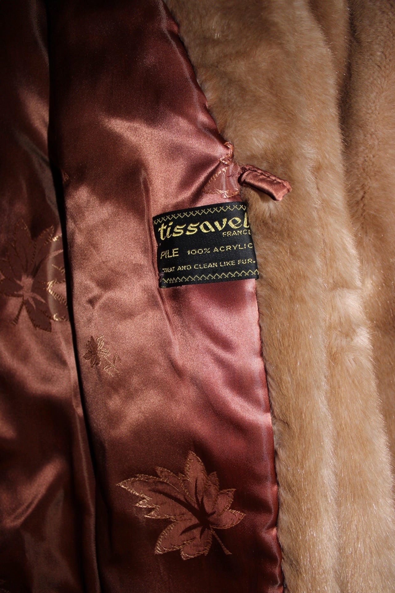 Tissabel France Fur Coat (Size XL)