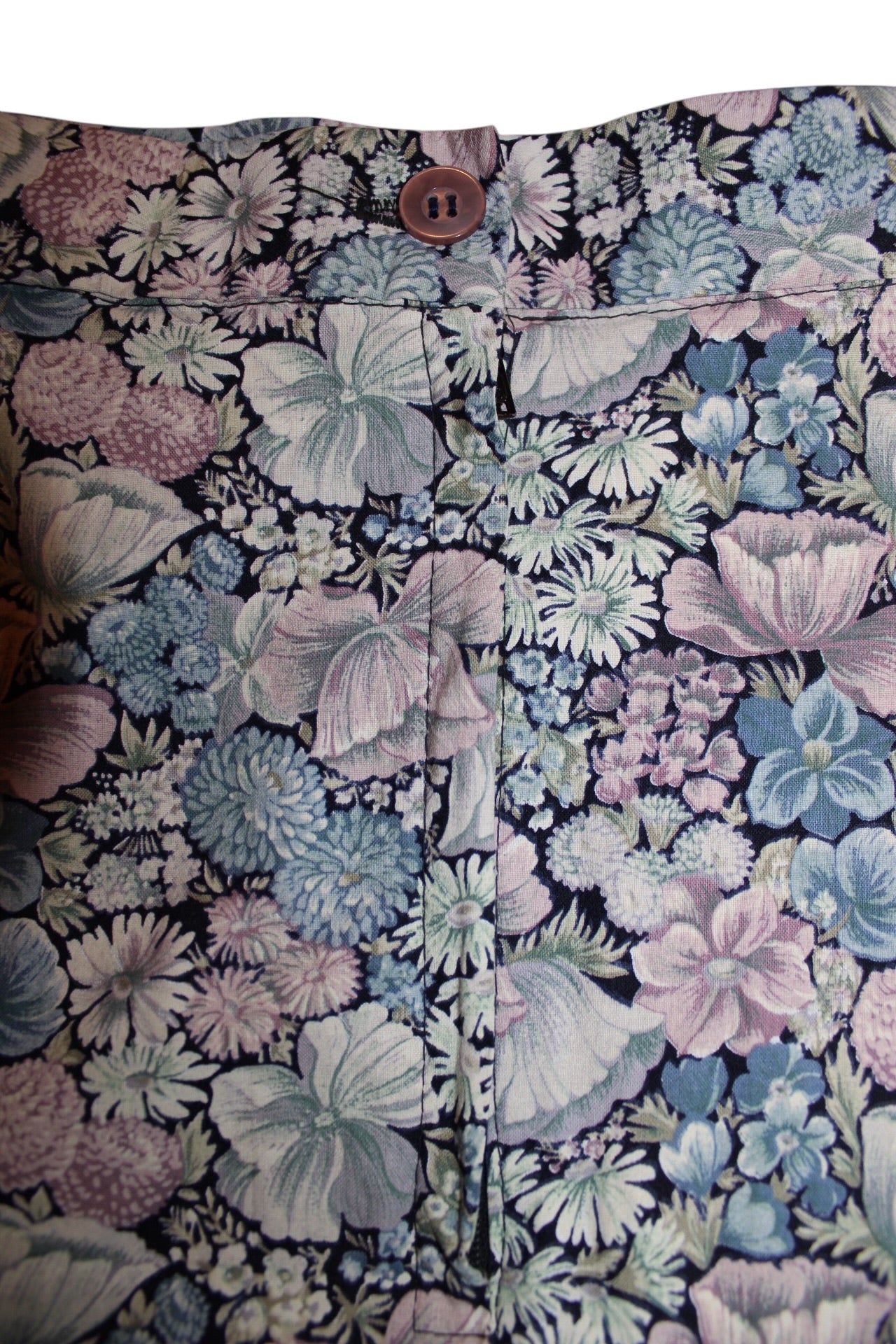 Shelana Vintage Skirt (Size XS)