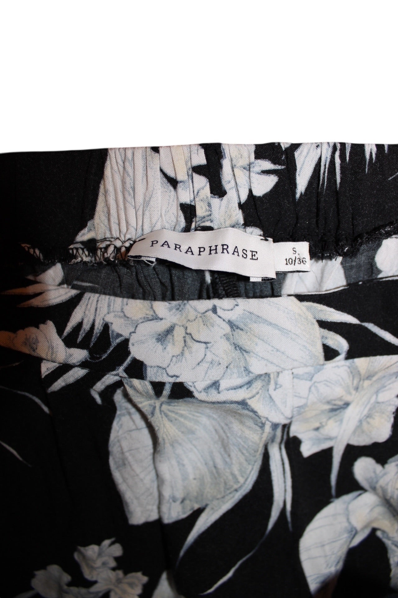 Paraphrase Floral Trousers (Size M)
