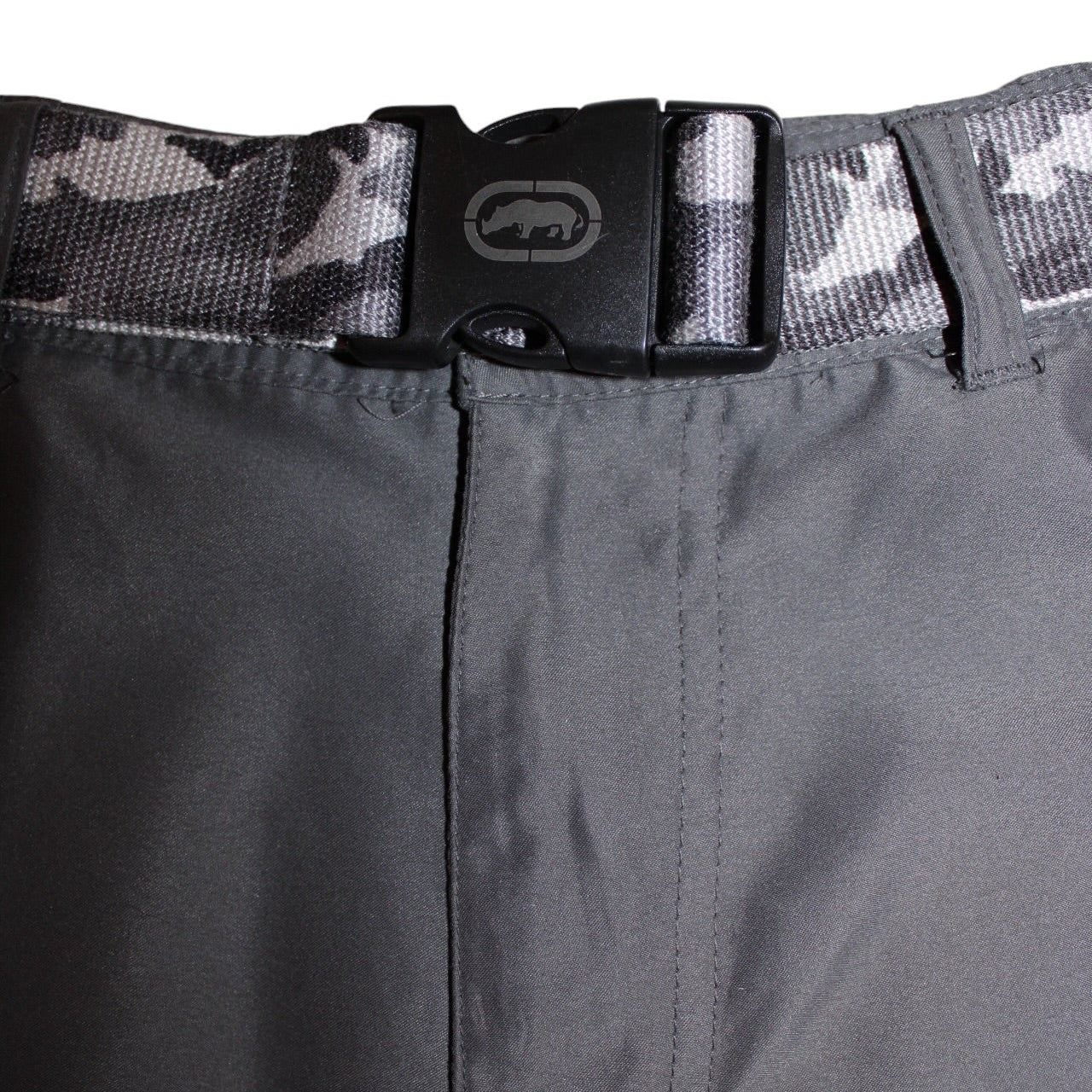 echo unltd Cargo Shorts (Size L)