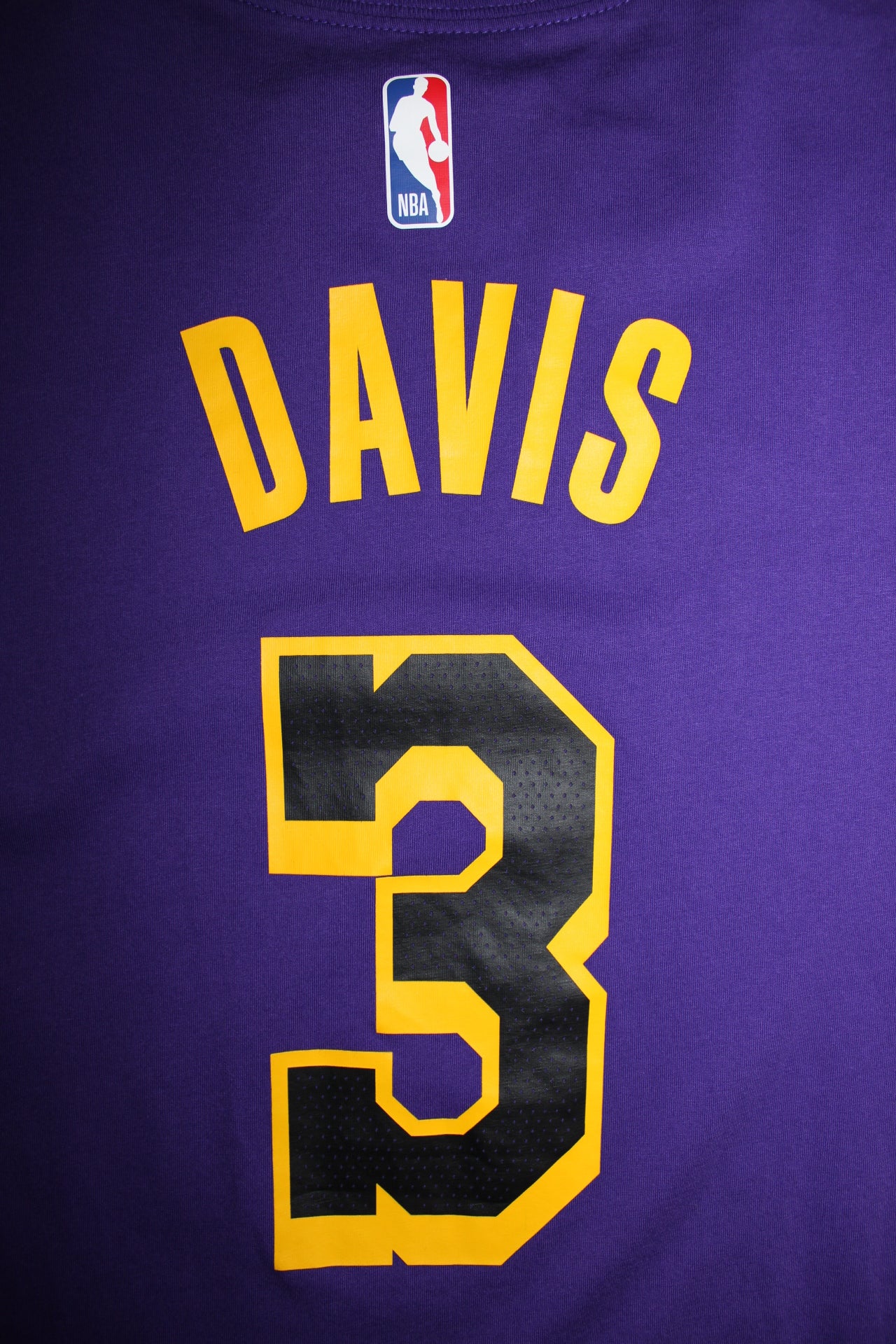 Nike Lakers 3 T Shirt (Size L)