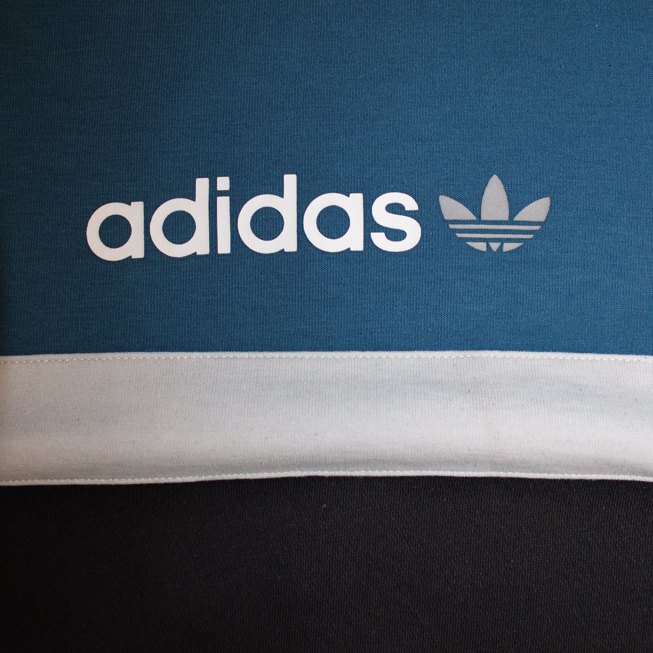 Adidas Sweatshirt (Size M)