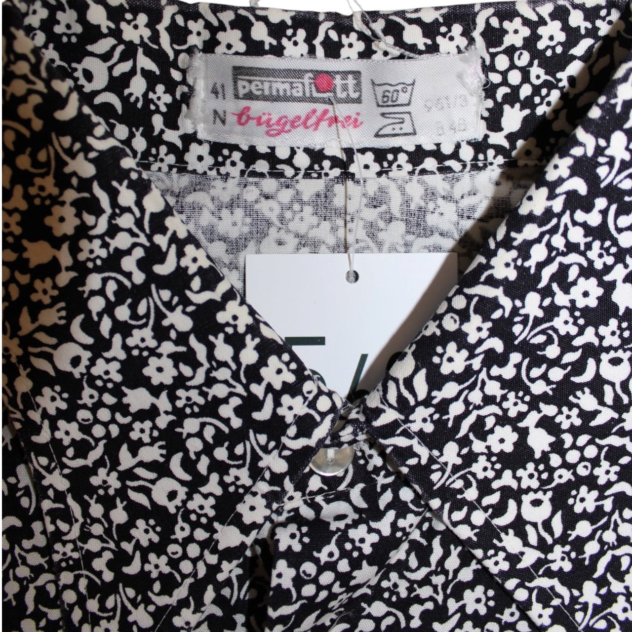 Floral Long Sleeve Shirt (Size L)