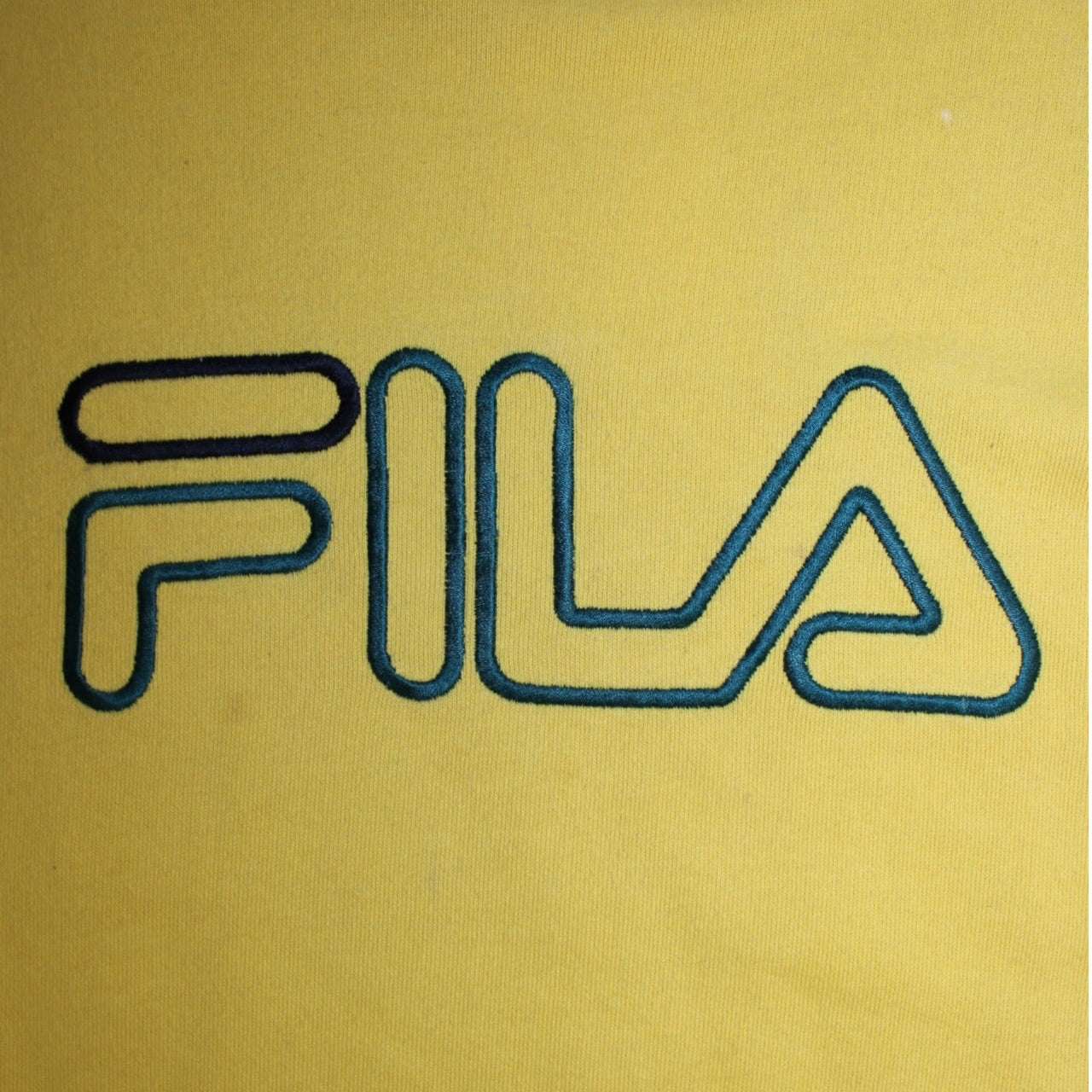 Fila Sweatshirt (Size M)