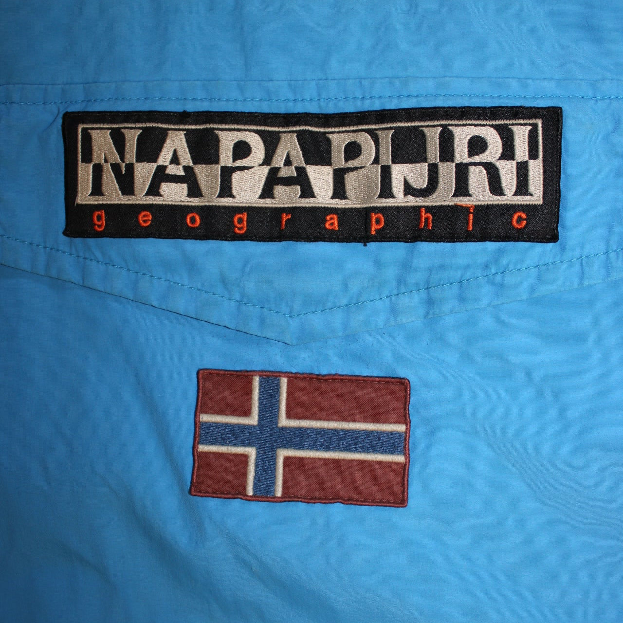Napapjri Rainforest Water Jacket (Size S)