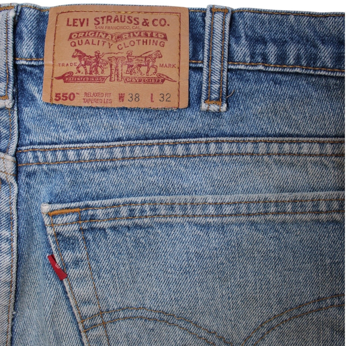 Levi 550 Jeans (36x33)