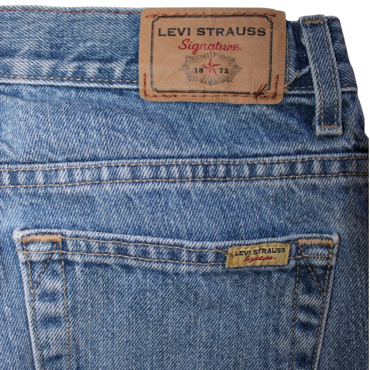 Levi Boot Cut Jeans (29x31)