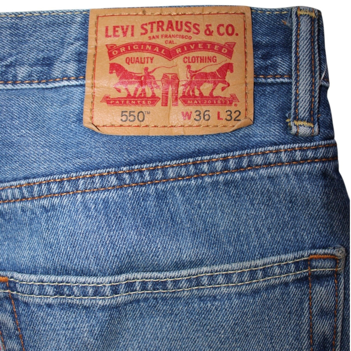 Levi 550 Jeans (38x32)