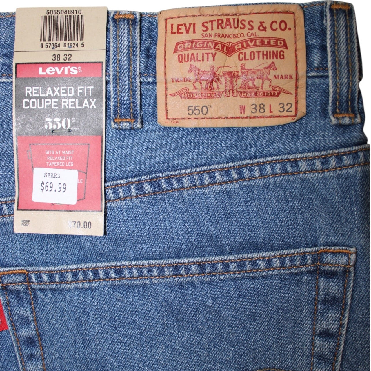 Levi 550 Jeans (38x32)