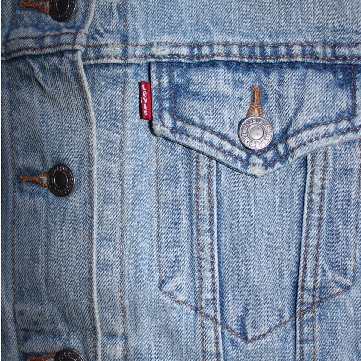 Levi Women's Denim Jacket (Size XS)