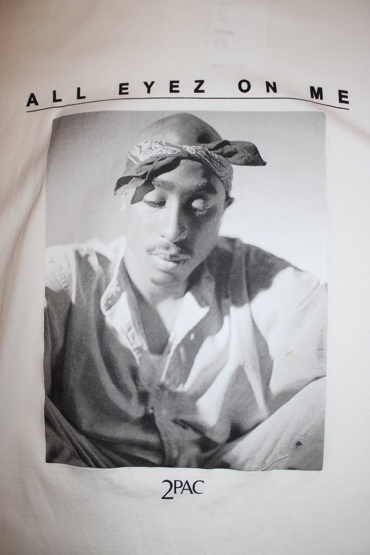 All Eyes On Me T Shirt (Size XL)