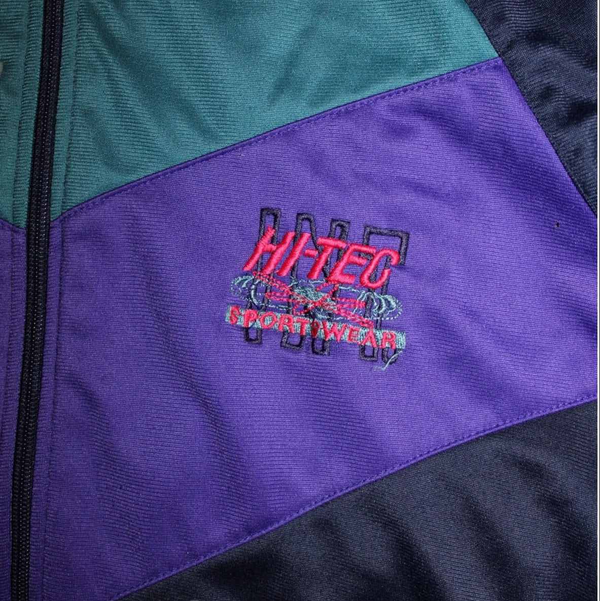 Hi-Tec Sportswear Jacket (Size M)