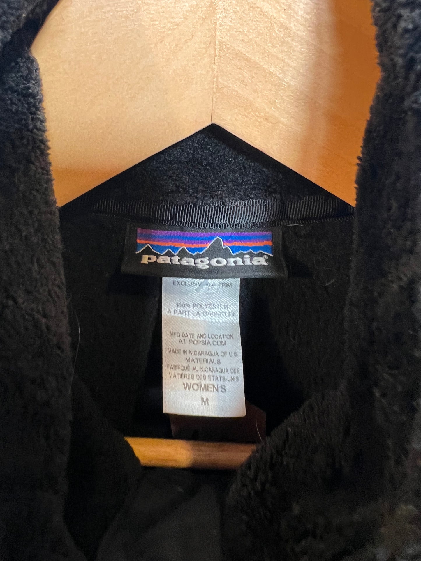 Patagonia Mens Black Fleece (Size L)