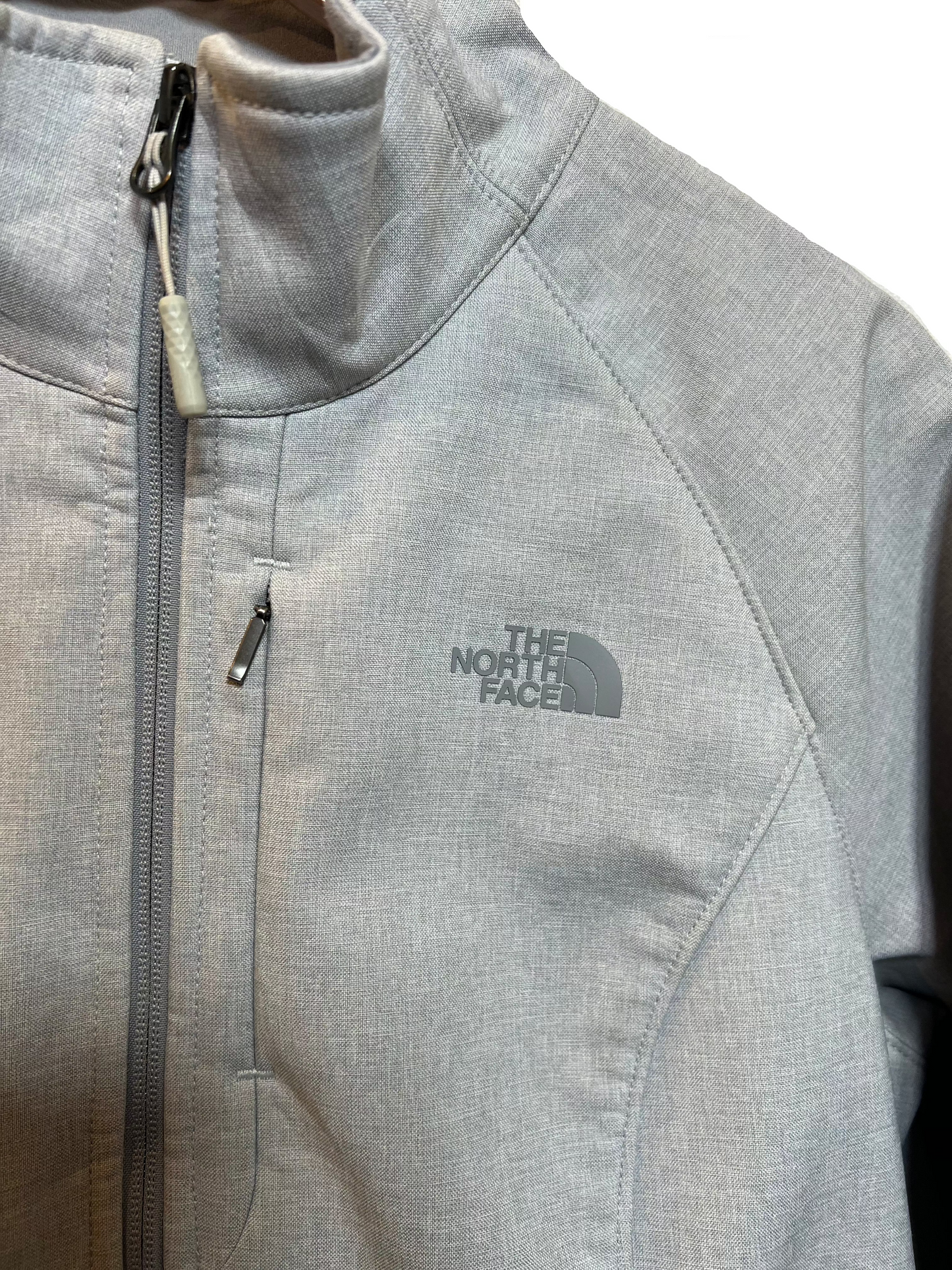 The North Face Women's Light Grey Jacket (Size L)