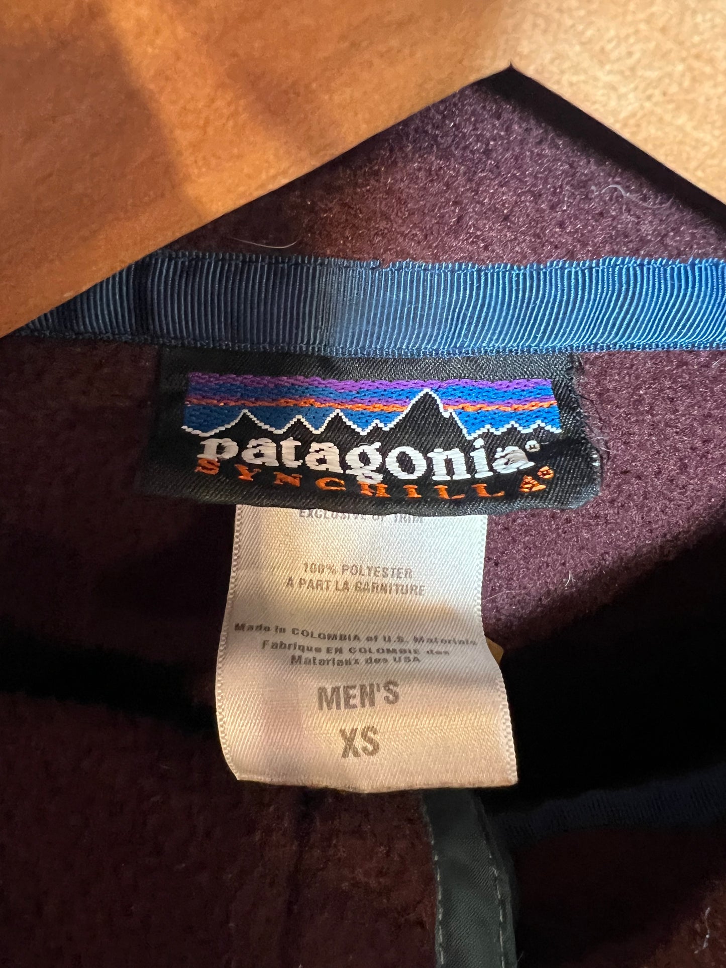 Patagonia Mens Burgundy Fleece (Size XS)