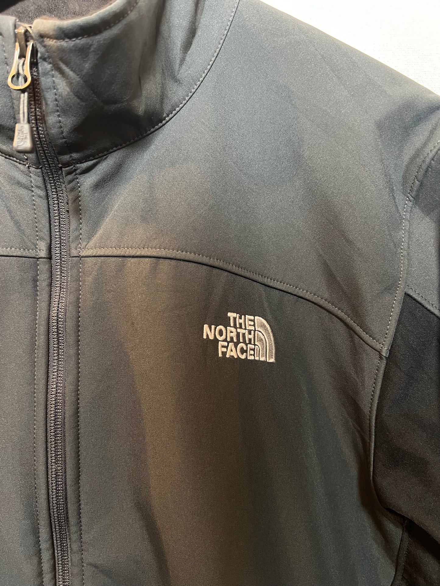 The North Face Mens Grey Jacket (Size L)