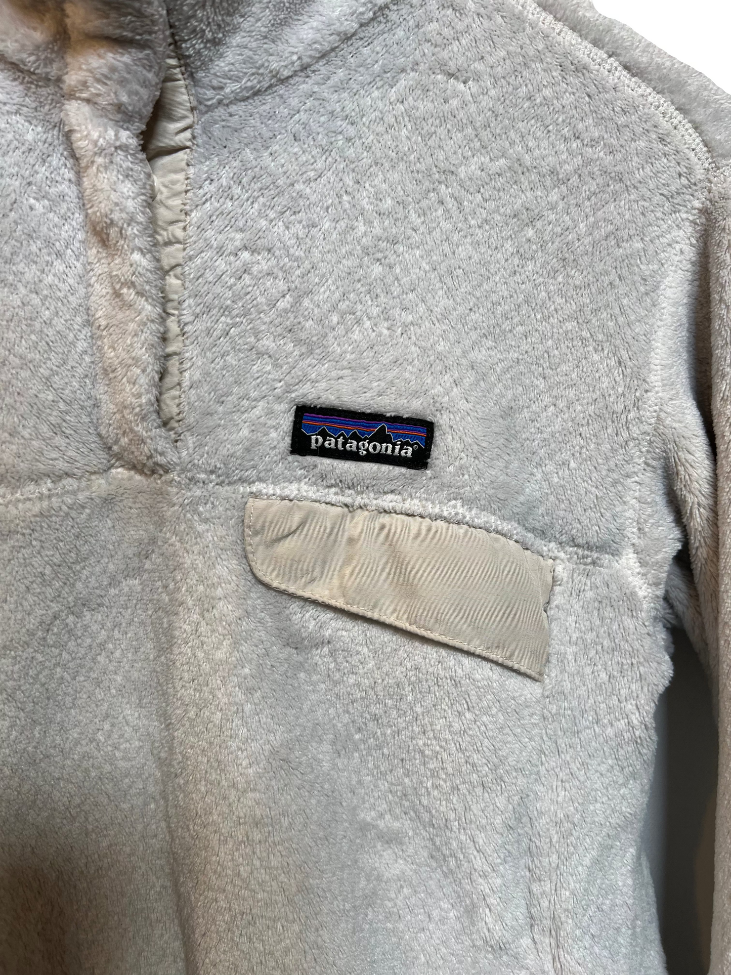 Patagonia Women's White Fleece (Size M)