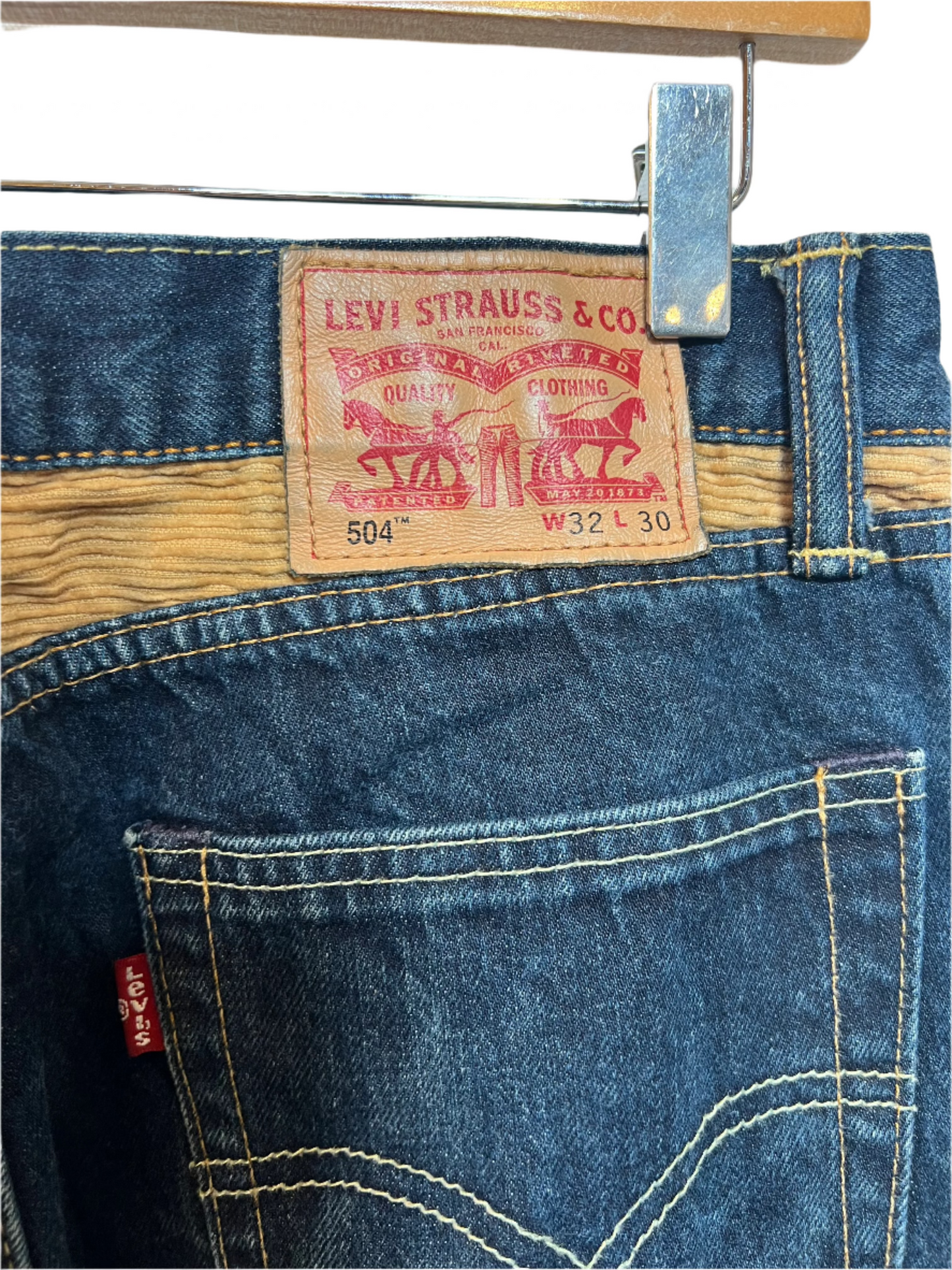 Levi 504 Dark Blue Jeans (32x30)