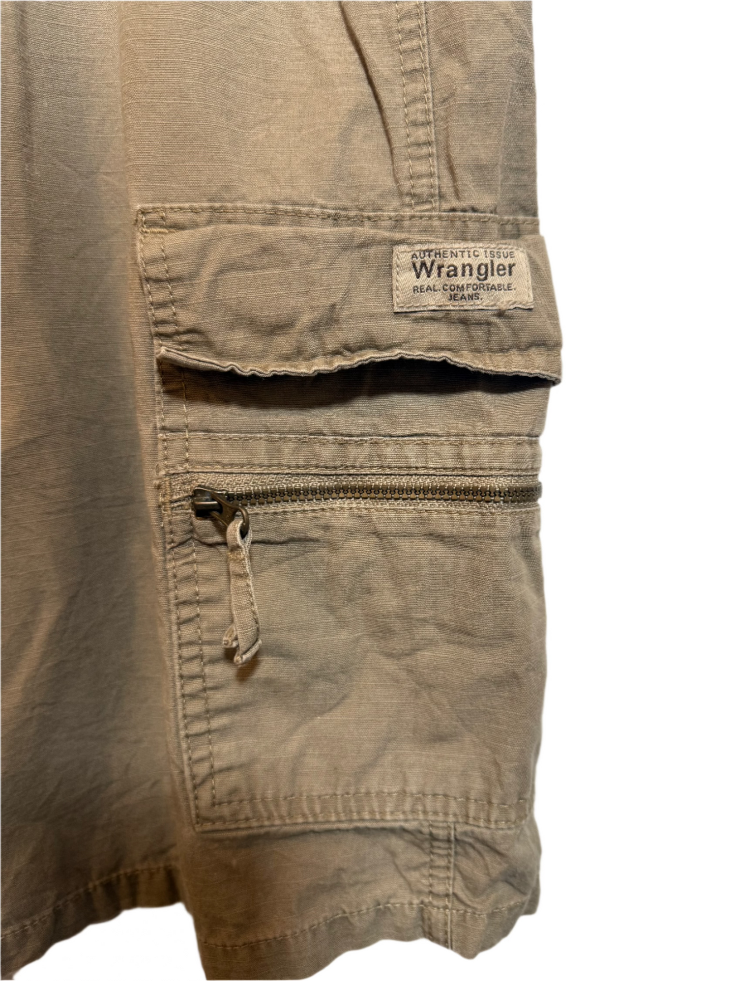 Wranglers Mens Green Cargo Shorts (Size XL)