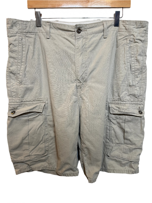Levi Mens Cream Cargo Shorts (Size XXL)