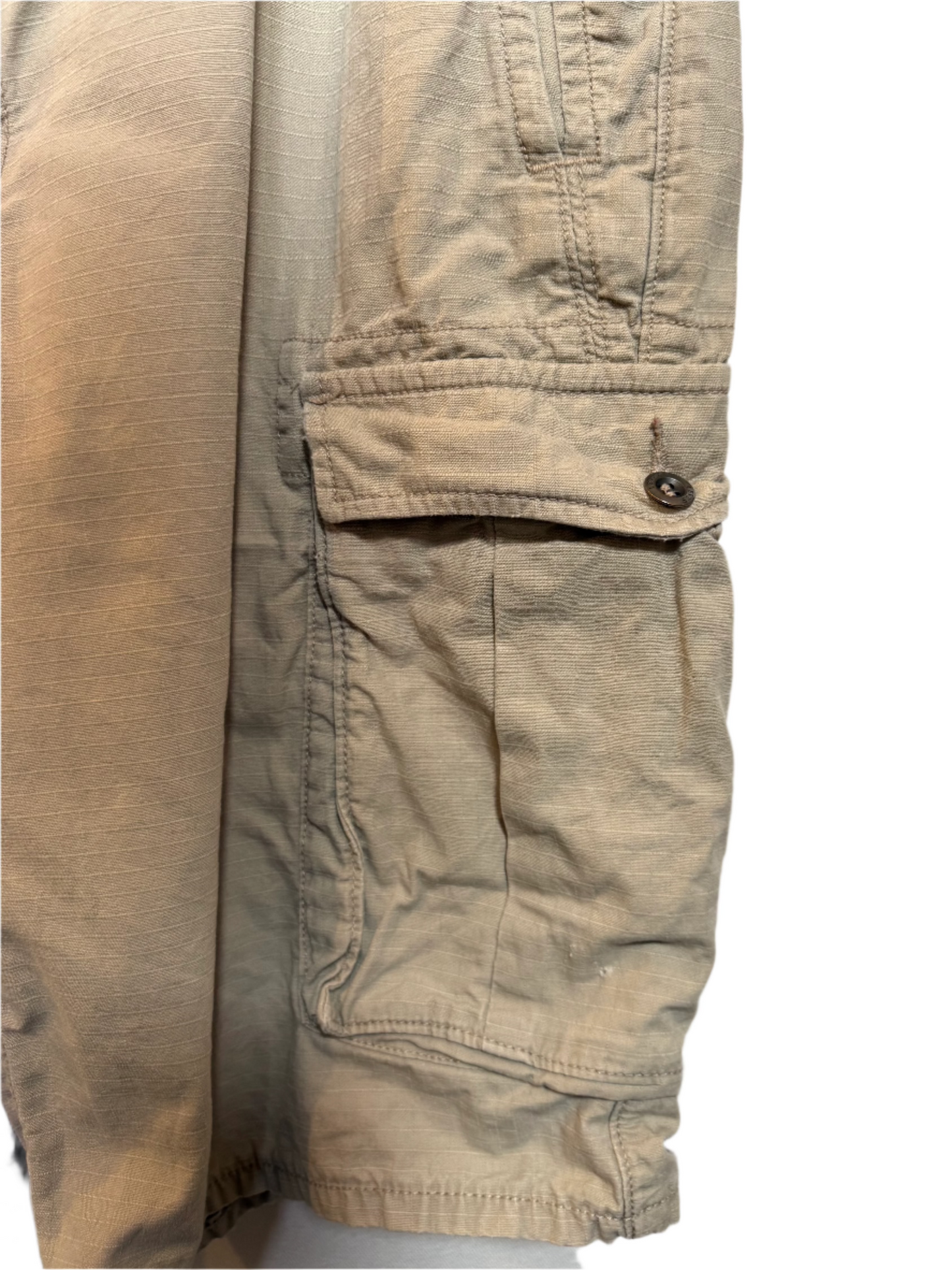 Levi Mens Cream Cargo Shorts (Size XXL)