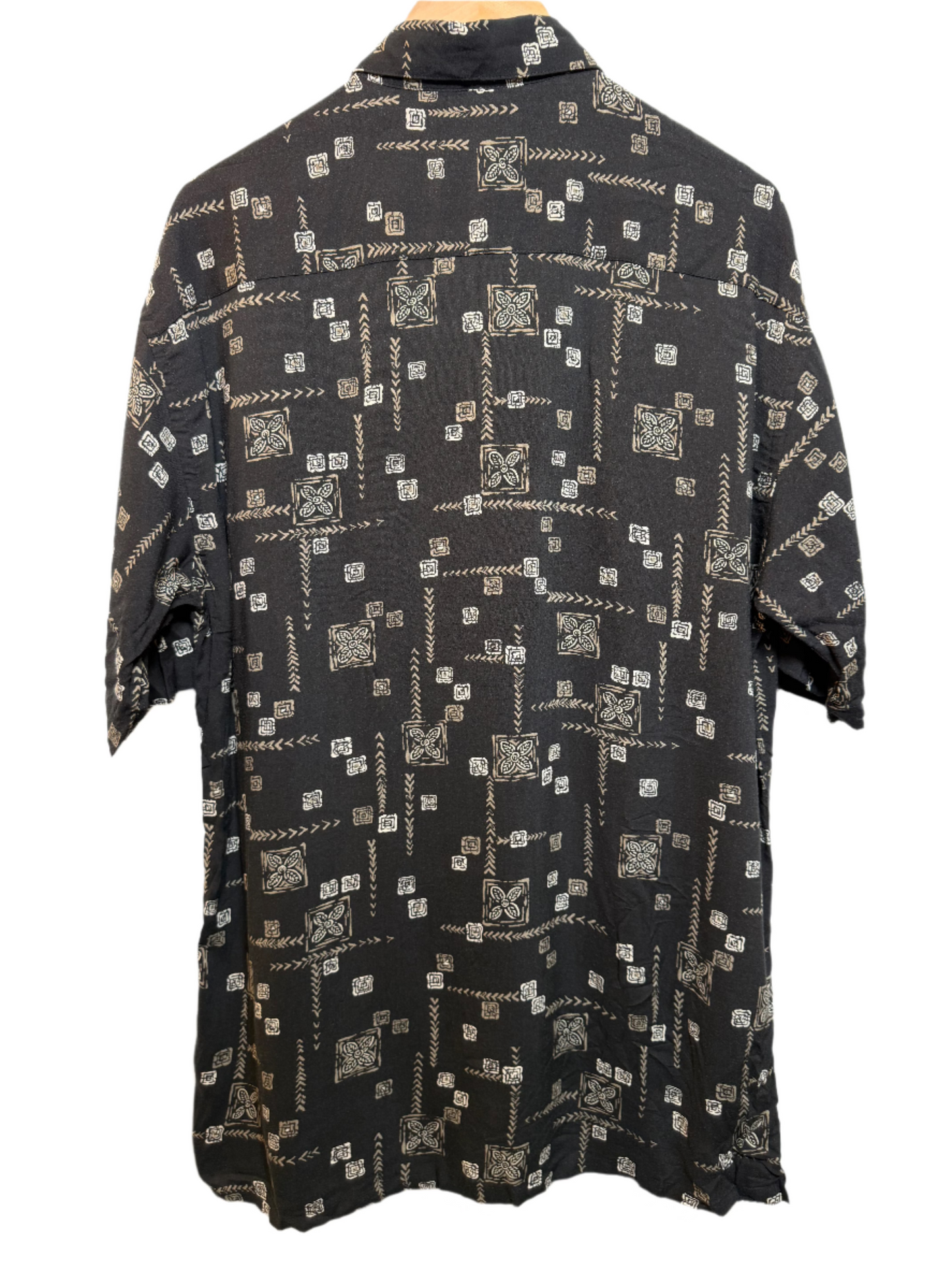 Campia Mens Black Casual Shirt (Size M)