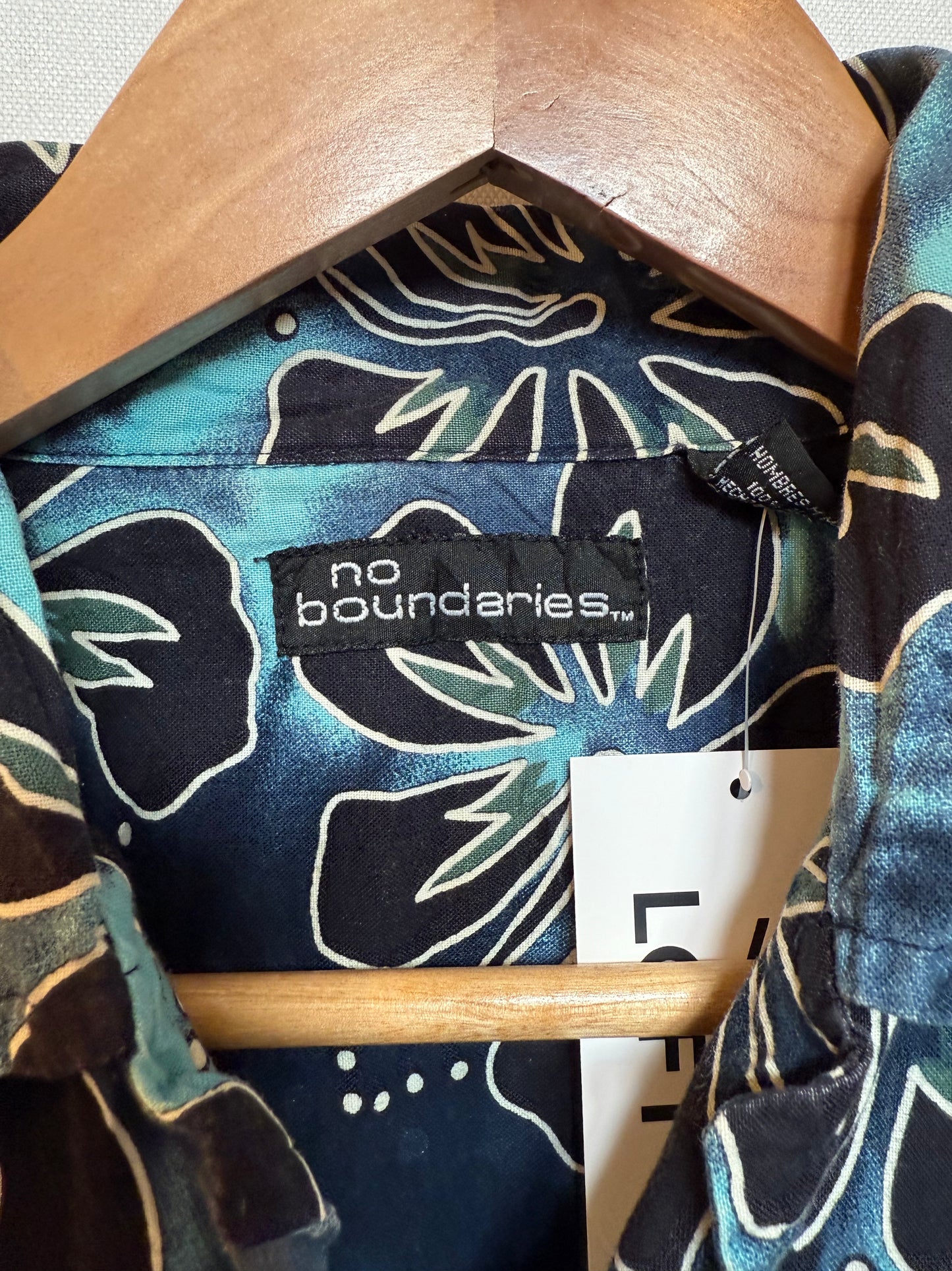 No Boundaries Mens Blue Hawaiian Shirt (Size M)