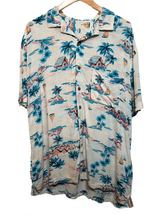 White Mens Hawaiin Shirt (Size L)