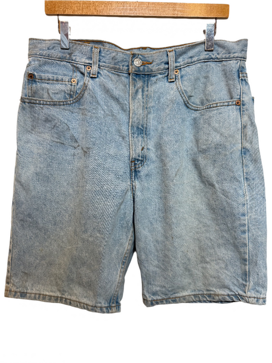 Levi 505 Light Blue Denim Jorts (W34)