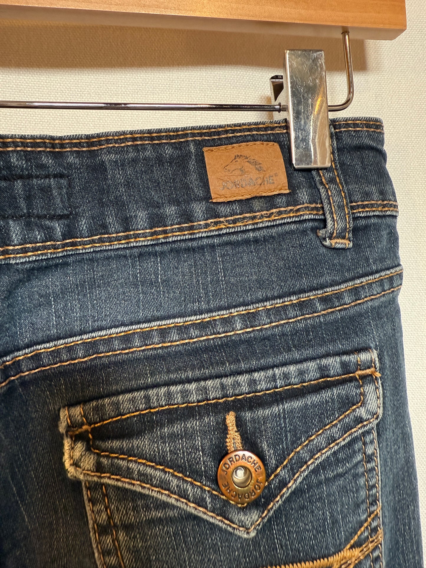 Jordache Women's Flared Blue Jeans (30x29)