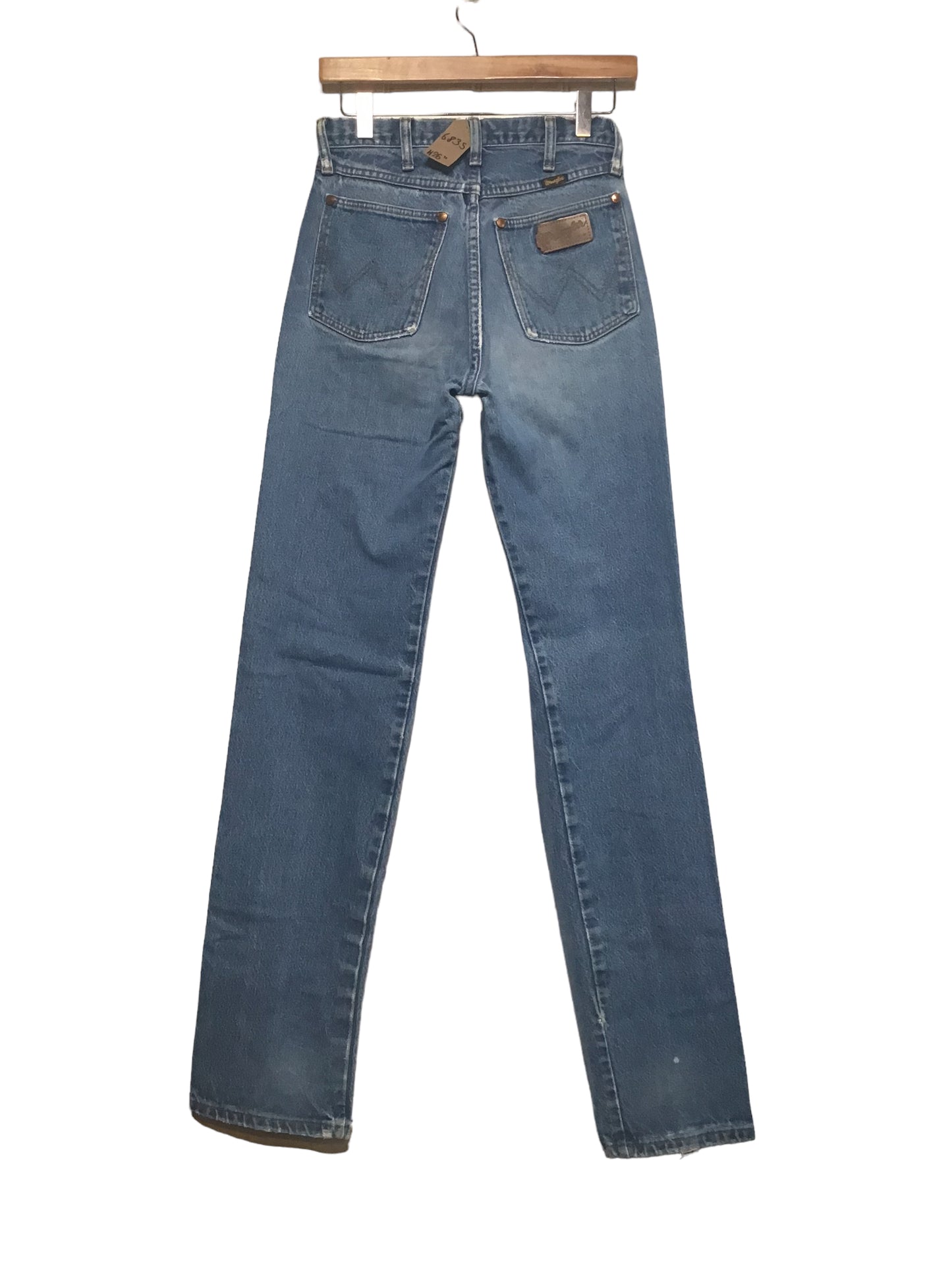 Wrangler Jeans (27x35)