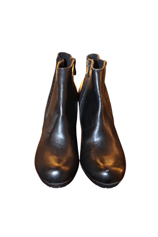 Marco Tozzi Leather Heeled Boots (UK Size 7)