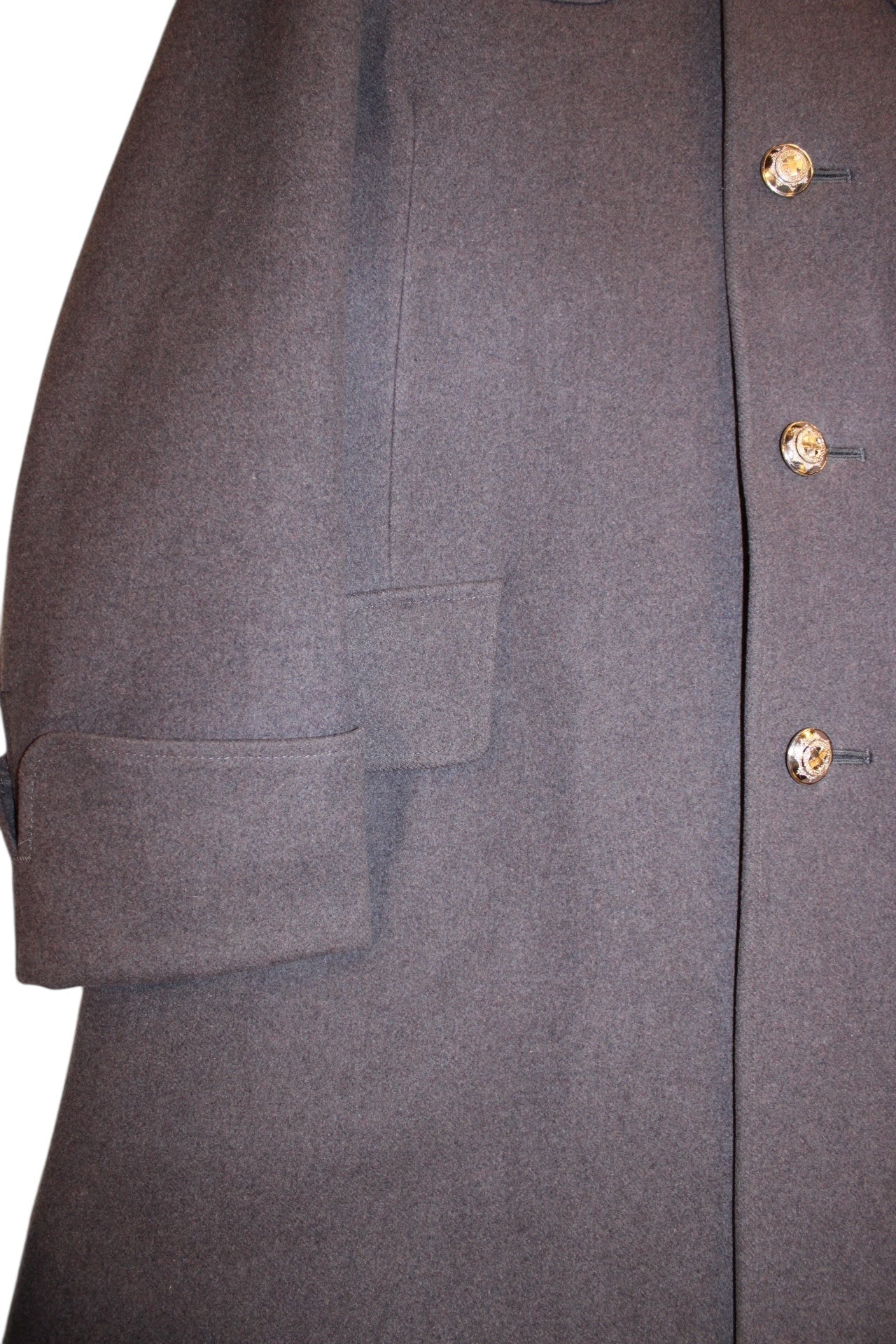 Mens Buttoned Great Coat (Size M)
