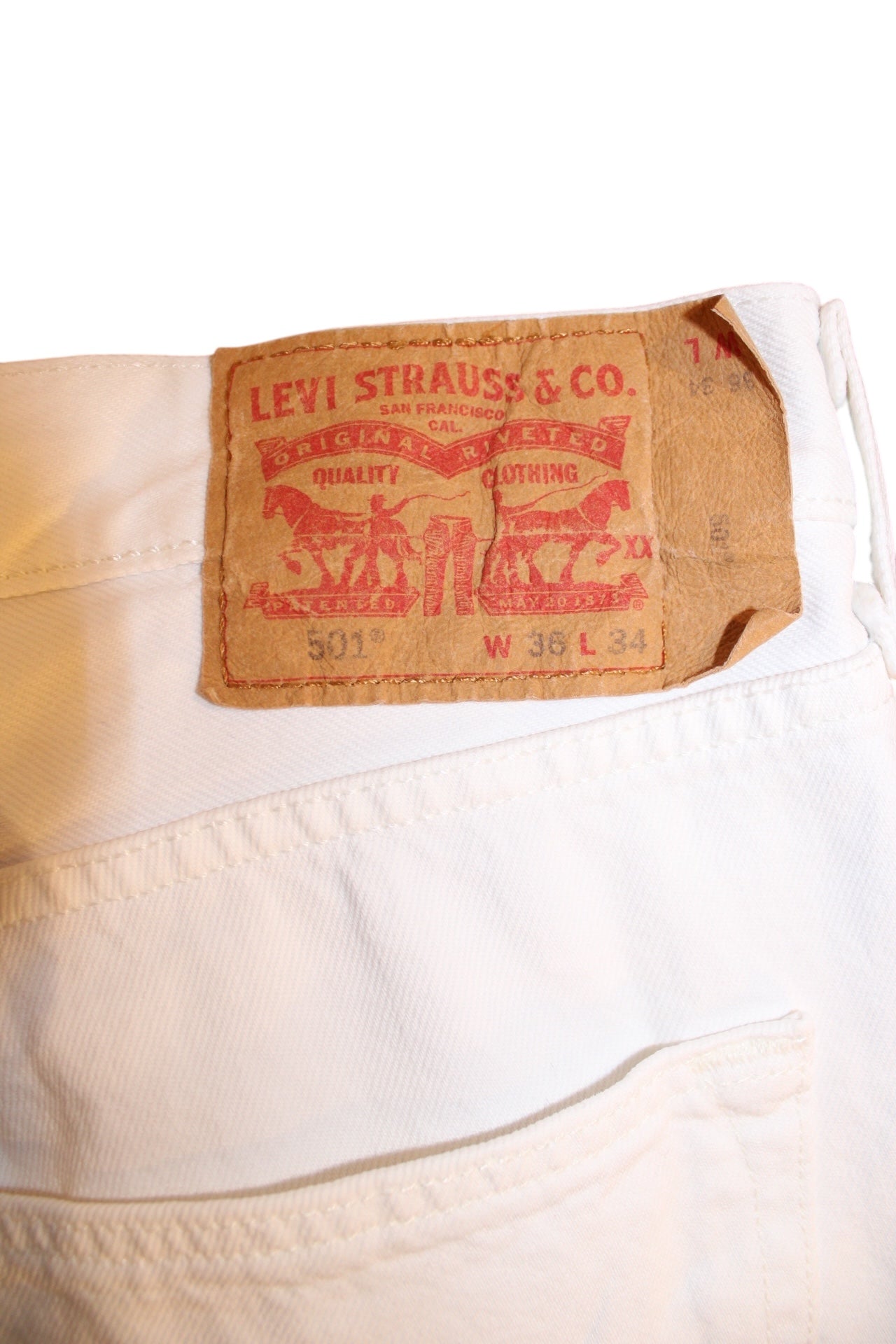 Levi 501 Jeans (38x35)