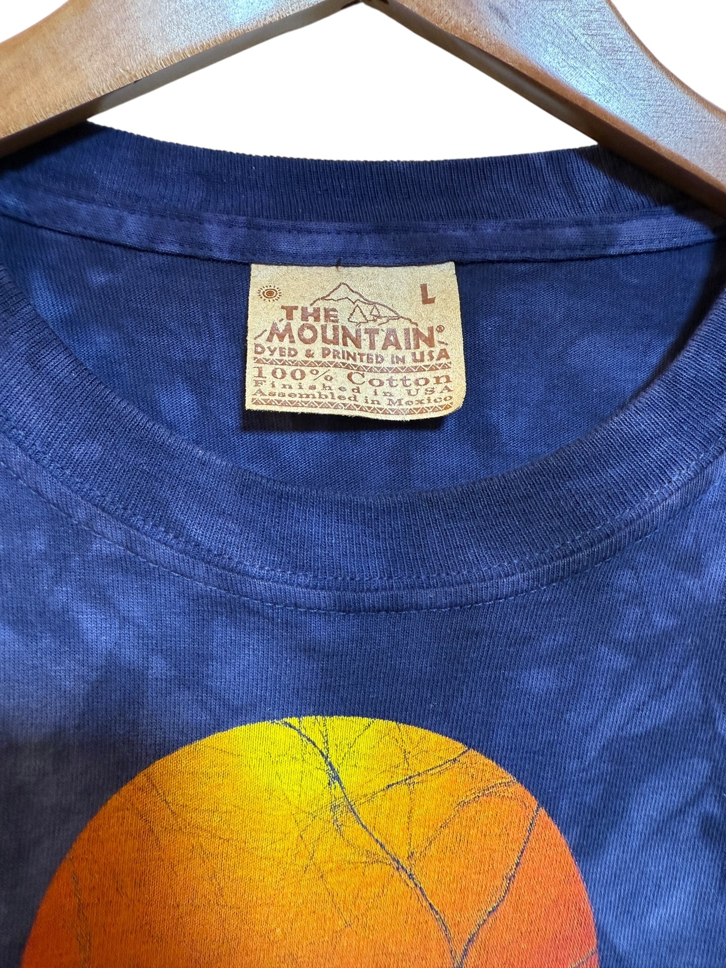 The Mountain Mens Blue Tie Dye T Shirt (Size XL)