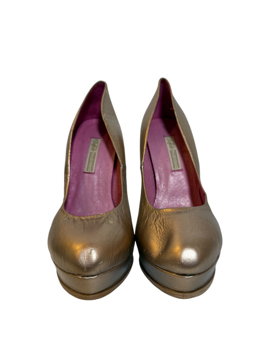 Buffalo London Gold High Heels (Size 7.5)