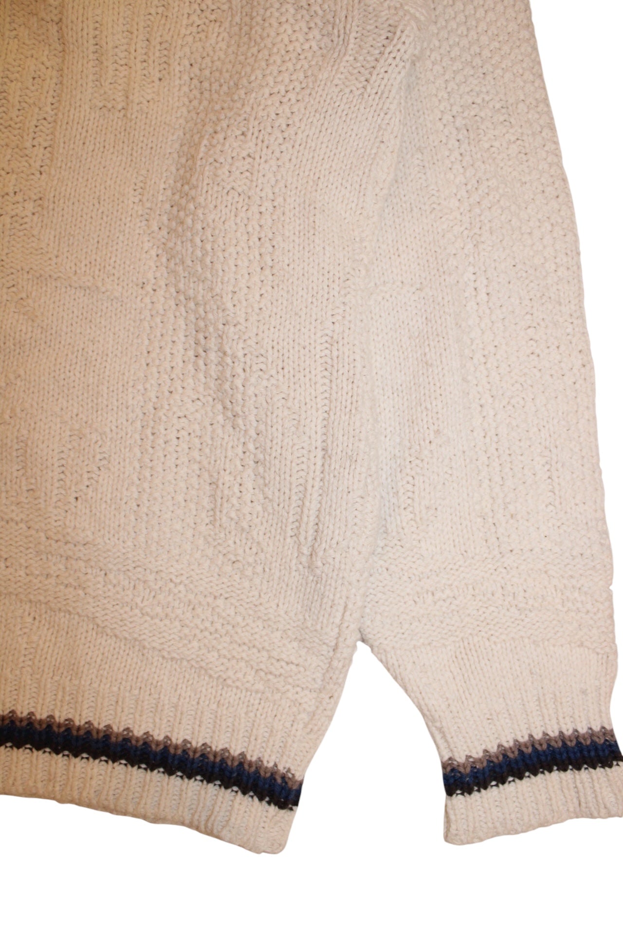 White Knitted Sweater (Size L)