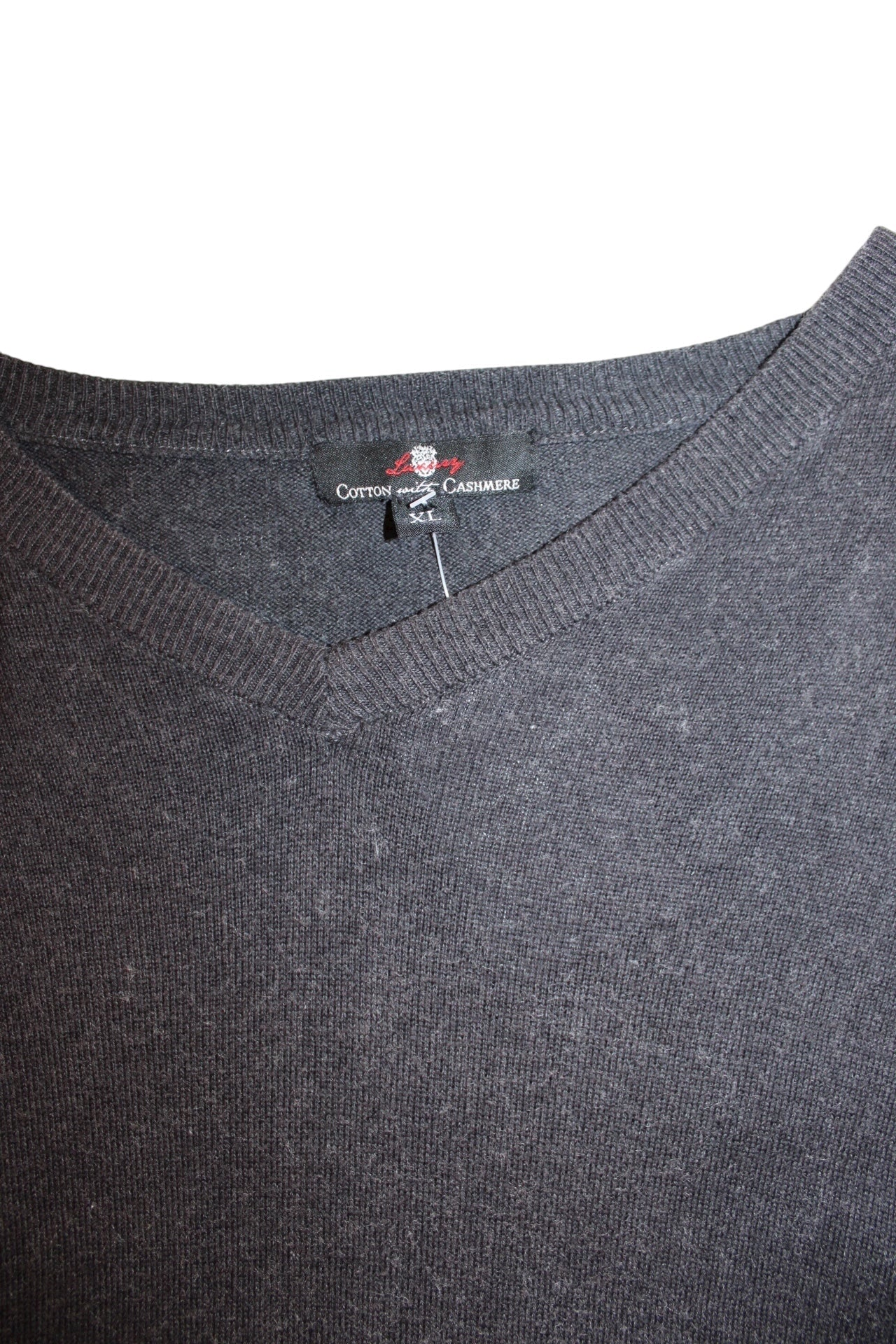 Mens V Neck Sweater (Size XL)