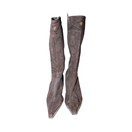 Women's Heeled Boots (Size 6)