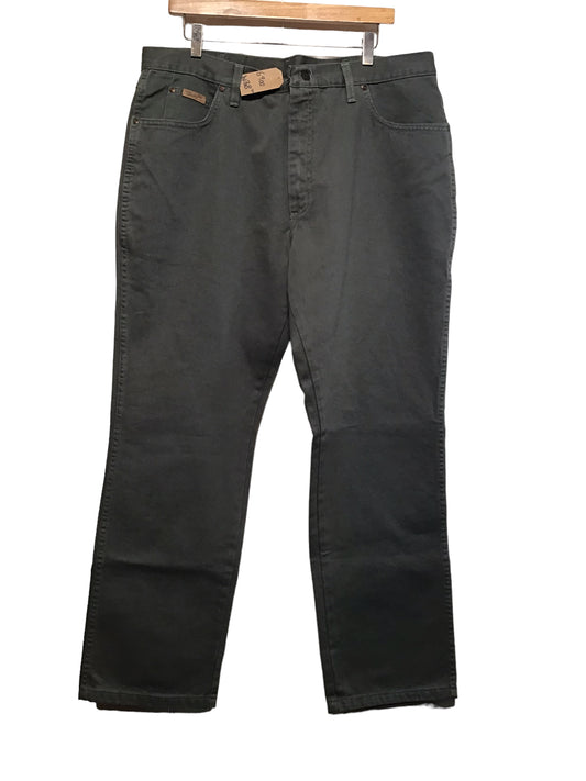 Wrangler Jeans (38x30)
