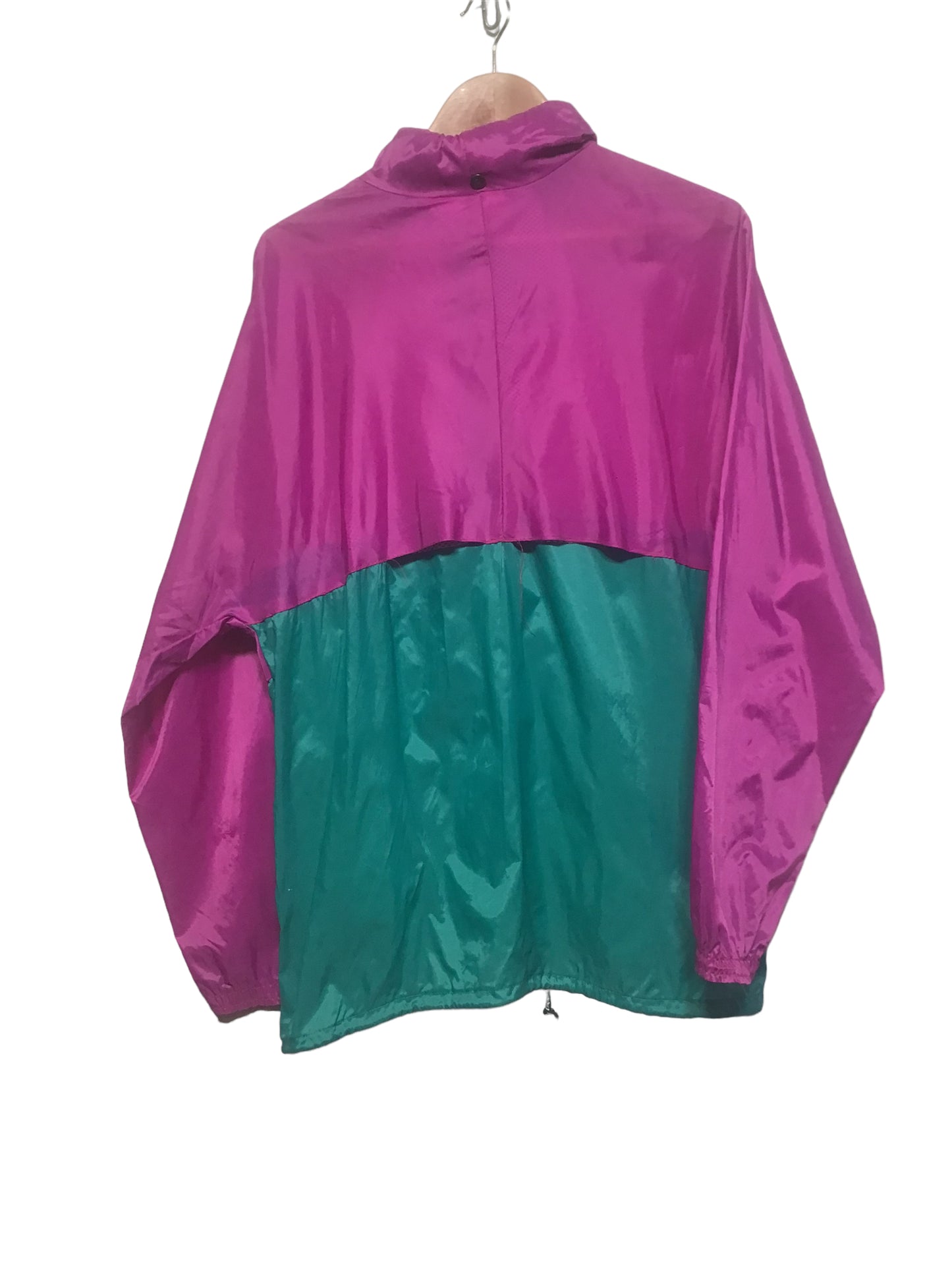 Avventura Rain Jacket with Hood and Zip Pockets (Size L)