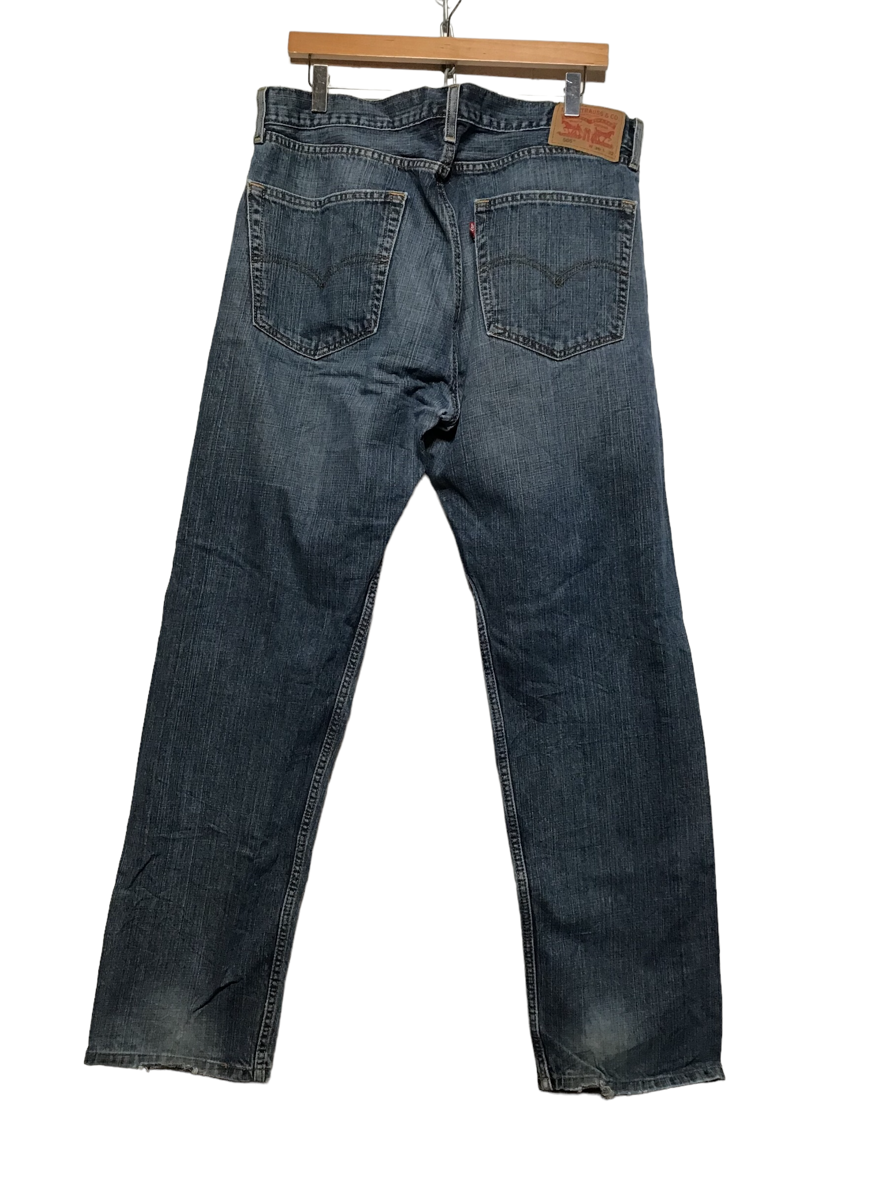 Mens white hotsell levi 505 jeans