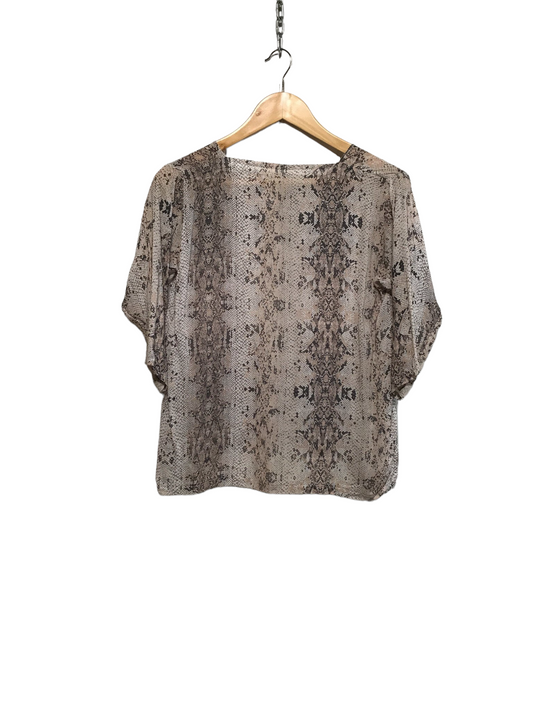 Fitted Snake Skin Women’s 3/4 length Sleeve (Size M)